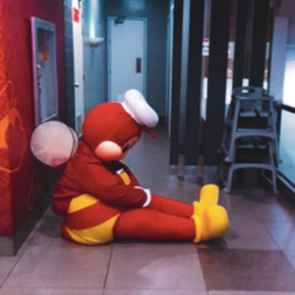 Meet your Posher, George - Picture 1 of 1